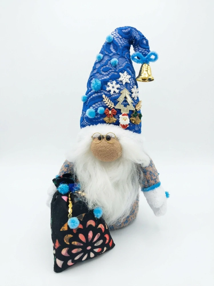 CEDR Látkový vánoční gnóm / skřítek – unikátní handmade figurka